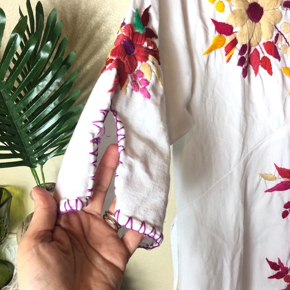 Mexican Embroidered White Floral Dress NEW - Picture 4 of 7